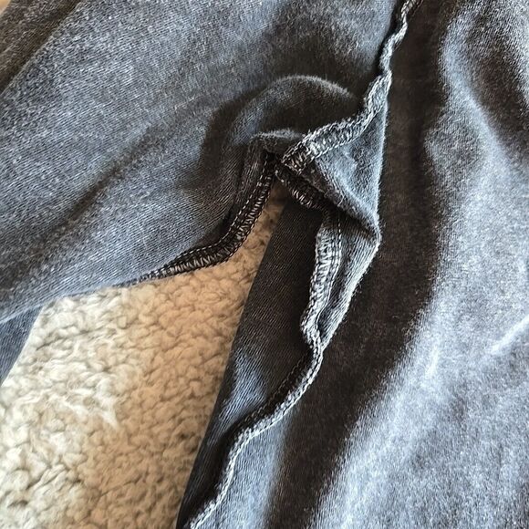 Harley Davidson Shirt Lightweight Cotton Rough Edges Y2k Womens M/L 2006 HD - Picture 9 of 9